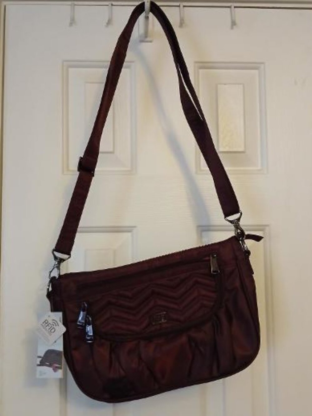 Lug Mambo Crossbody Bag Wine Red Quilted Nylon RFID Travel Handbag New - Picture 5 of 6